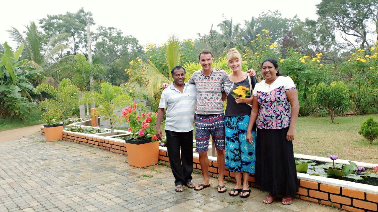 Miheen Hotel & Resort - Anuradhapura Мігінтейл Екстер'єр фото